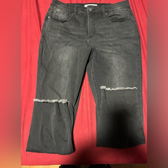 Mom Jeans - Picture 1 of 2